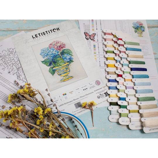 LetiStitch Hydrangea Blooms Counted Cross Stitch Kit
